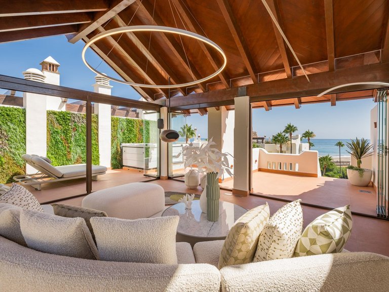 Penthouse for Sale in New Golden Mile, Malaga 2