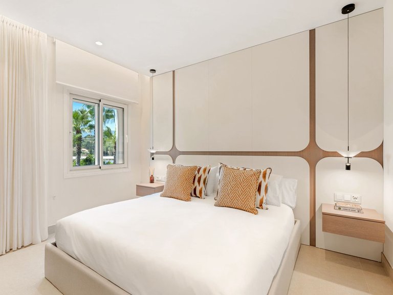 Penthouse for Sale in New Golden Mile, Malaga 21