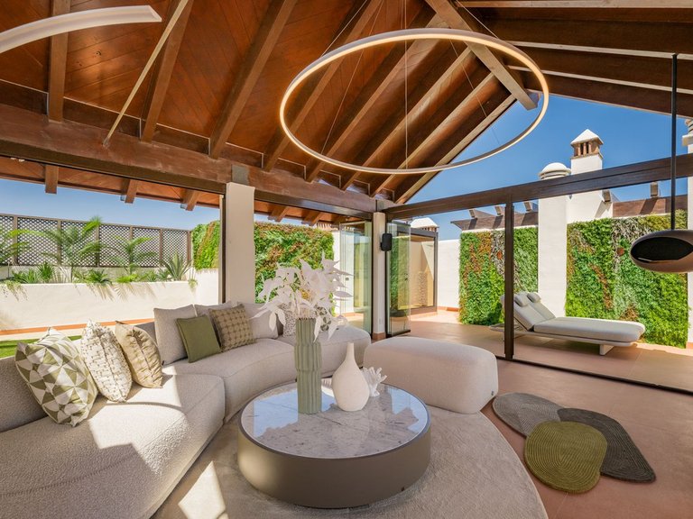 Penthouse for Sale in New Golden Mile, Malaga 22