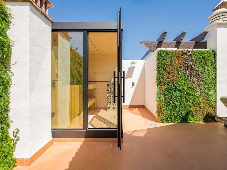 Penthouse for Sale in New Golden Mile, Malaga 27
