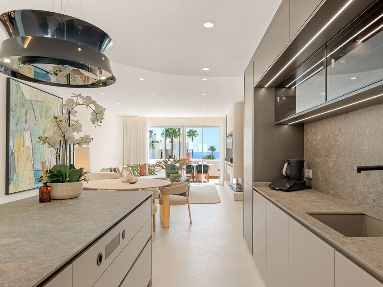 Penthouse for Sale in New Golden Mile, Malaga 7