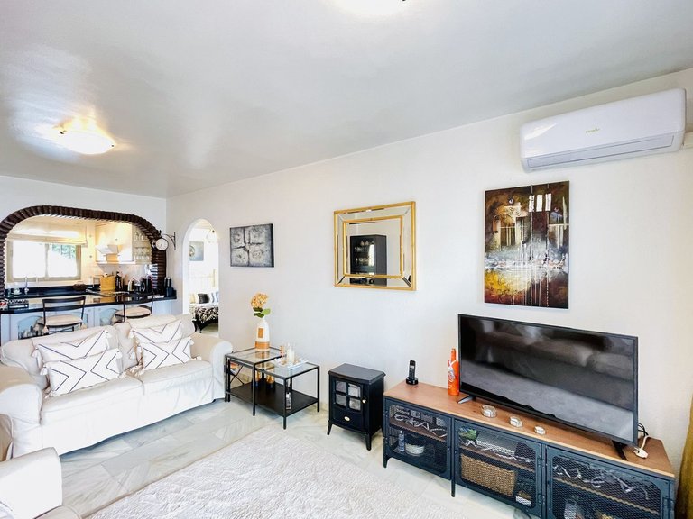 Apartment for Sale in Riviera Del Sol, Malaga 10