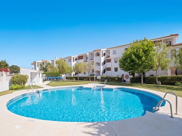 Apartment for Sale in Riviera Del Sol, Malaga 21