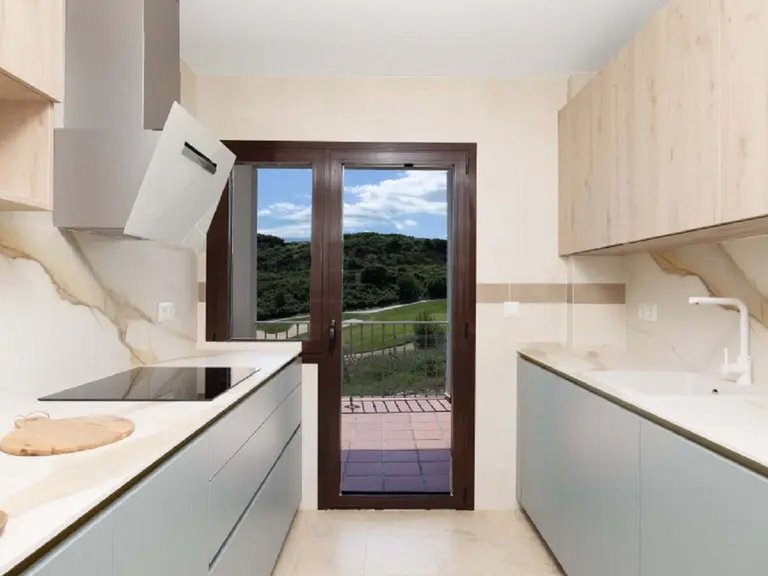 Town House for Sale in Estepona, Malaga 8