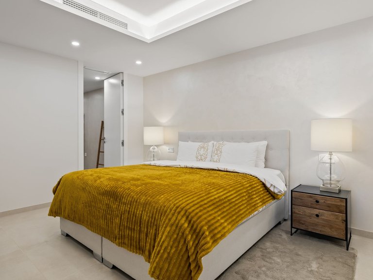 Apartment for  in Nueva Andalucía, Malaga 25