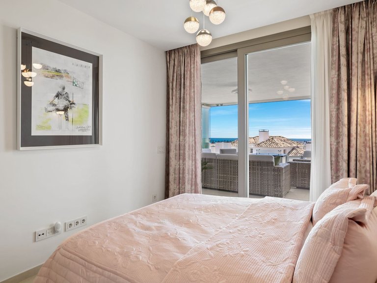 Apartment for  in Nueva Andalucía, Malaga 38