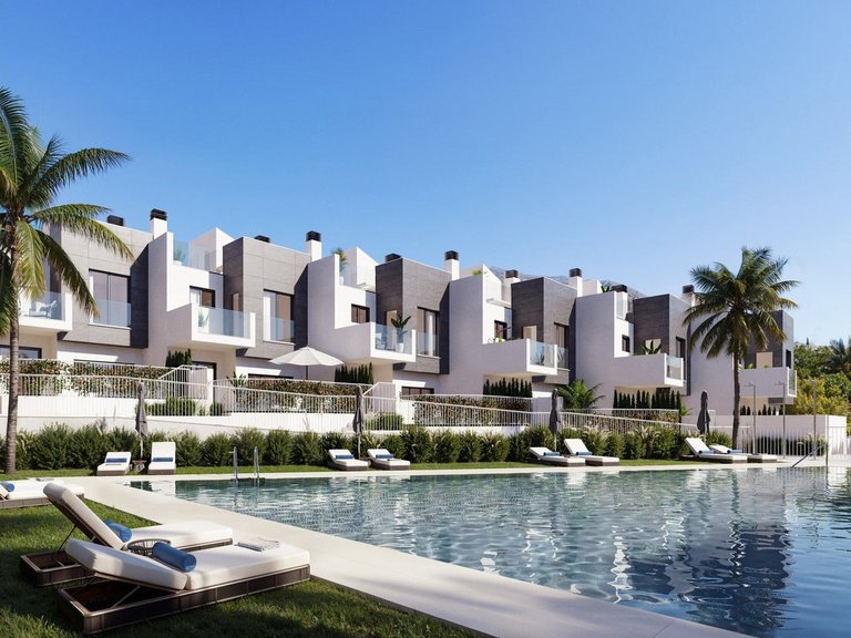Town House for Sale in Fuengirola, Malaga 7