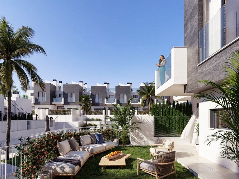 Town House for Sale in Fuengirola, Malaga 8