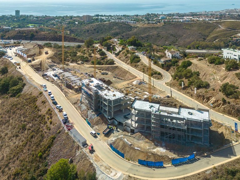 Apartment for  in Altos De Los Monteros, Malaga 27