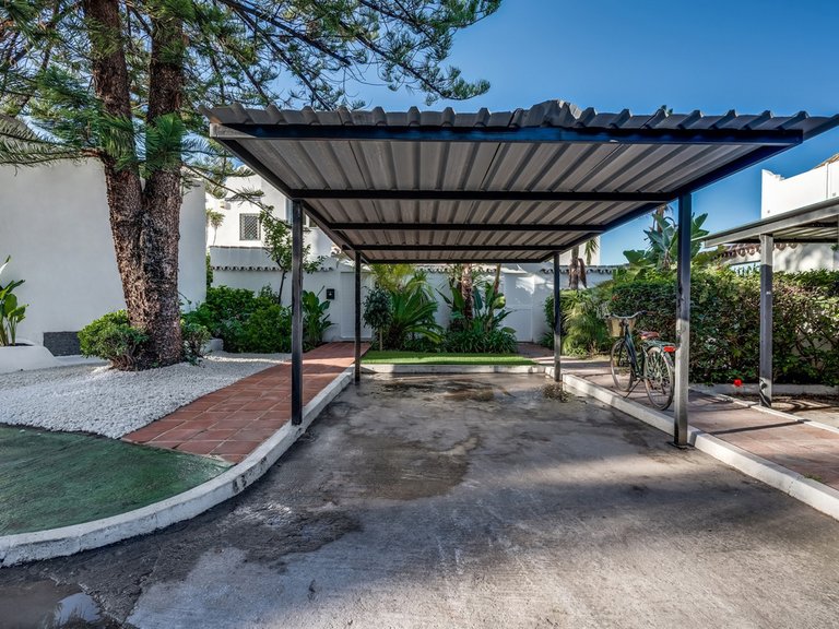 Town House for Sale in Costa del Sol Nueva Andalucía, Malaga 26
