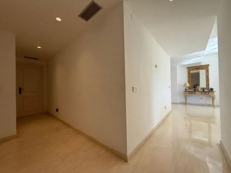 Apartment for Sale in Atalaya, Malaga 20