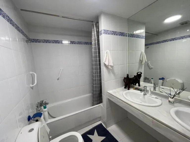 Apartment for Sale in Atalaya, Malaga 21