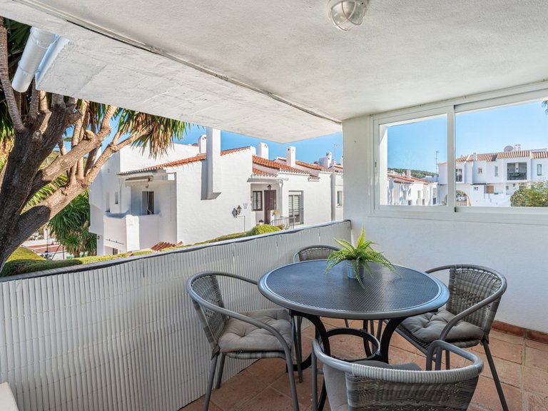 Apartment for Sale in Benahavís, Malaga 1