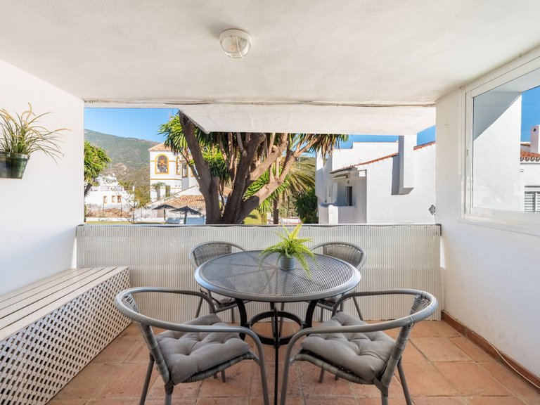Apartment for Sale in Benahavís, Malaga 16