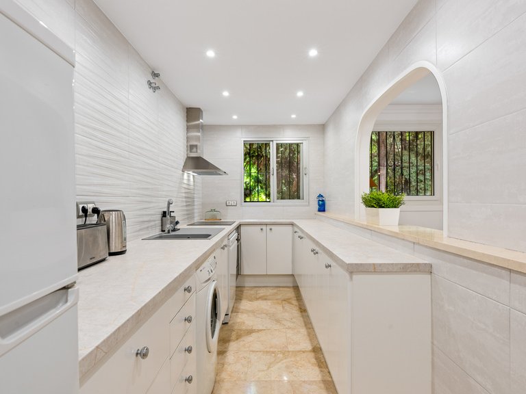 Apartment for Sale in Marbella, Malaga 24