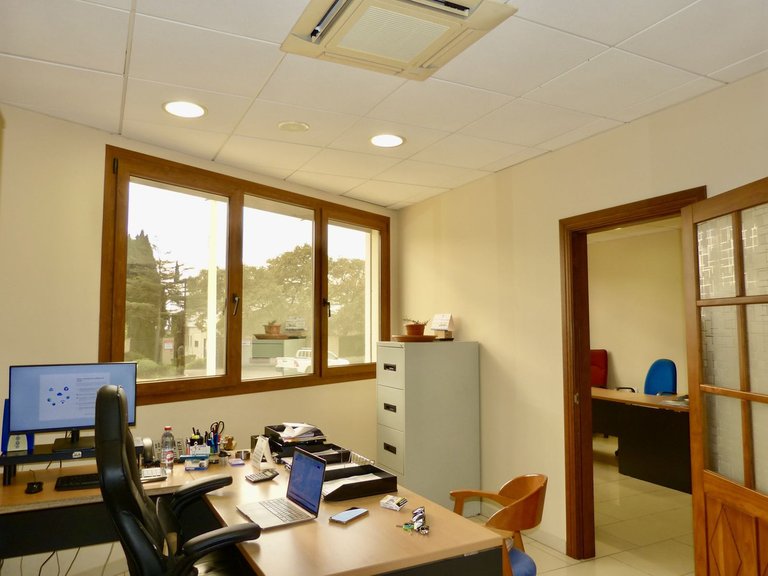 Commercial for Sale in Cabopino, Malaga 4
