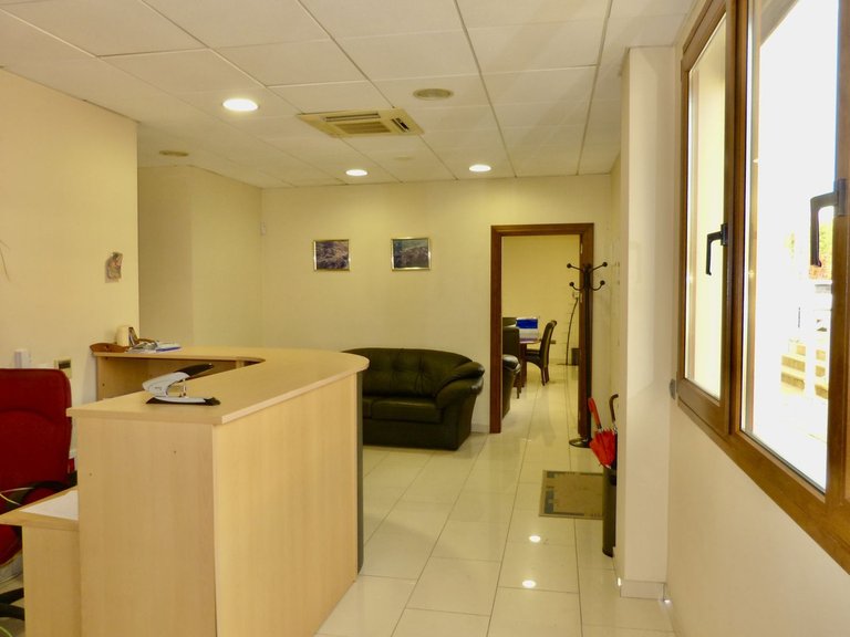 Commercial for Sale in Cabopino, Malaga 6