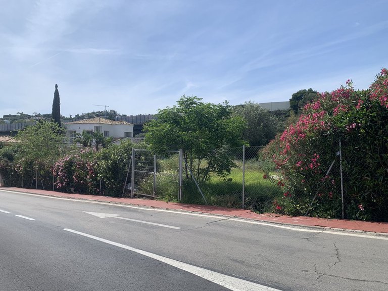 Plot for Sale in Nueva Andalucía, Malaga 1