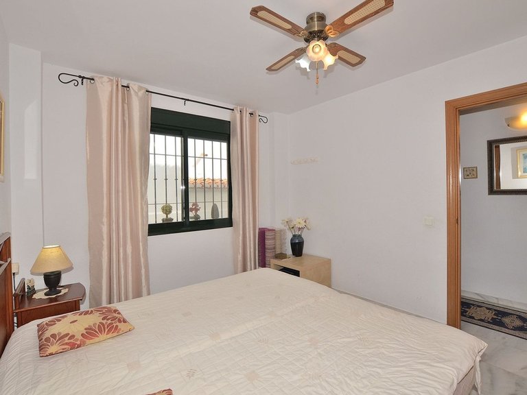 Apartment for Sale in Benalmadena Costa, Malaga 16