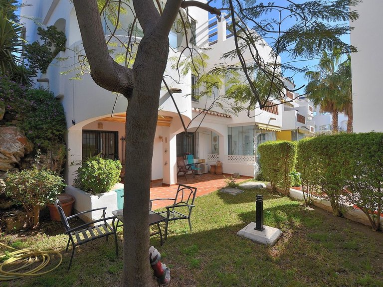 Apartment for Sale in Benalmadena Costa, Malaga 23