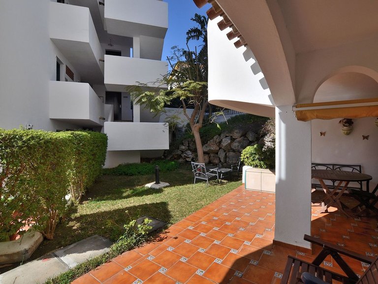 Apartment for Sale in Benalmadena Costa, Malaga 27