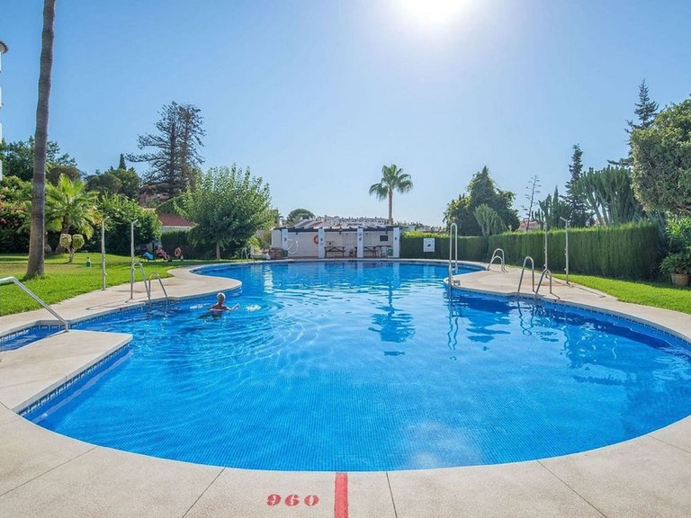 Apartment for Sale in Benalmadena Costa, Malaga 28
