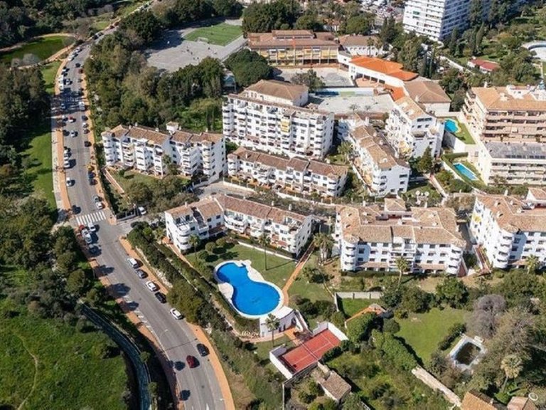 Apartment for Sale in Benalmadena Costa, Malaga 30