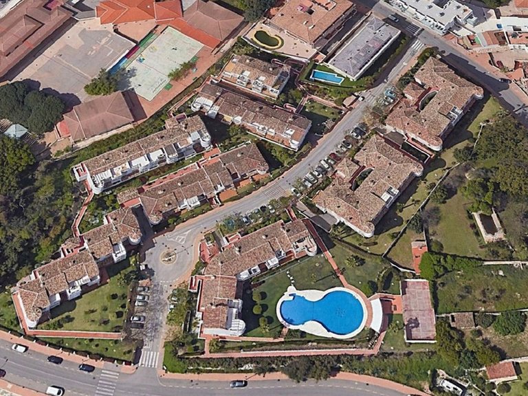 Apartment for Sale in Benalmadena Costa, Malaga 31