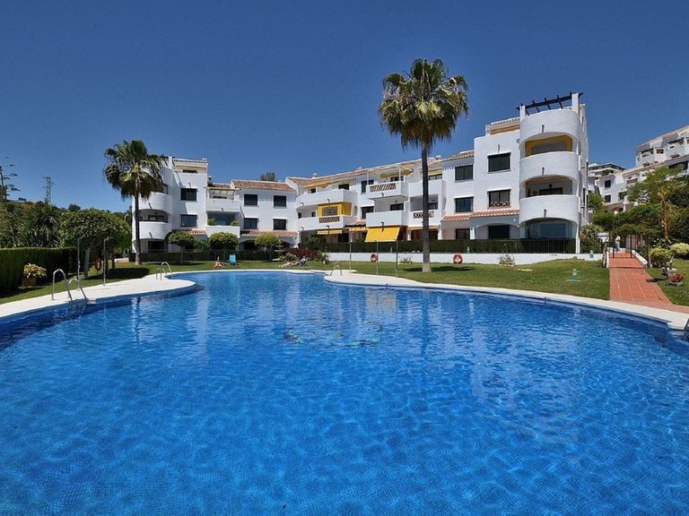 Apartment for Sale in Benalmadena Costa, Malaga 5