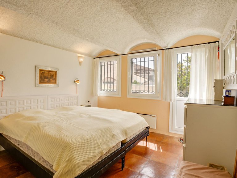 Apartment for Sale in Costa del Sol, Estepona, Malaga 10