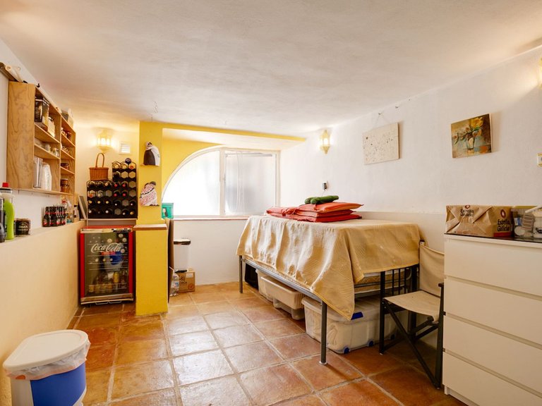 Apartment for Sale in Costa del Sol, Estepona, Malaga 16