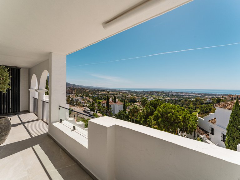 Apartment for Sale in Benahavís, Malaga 15