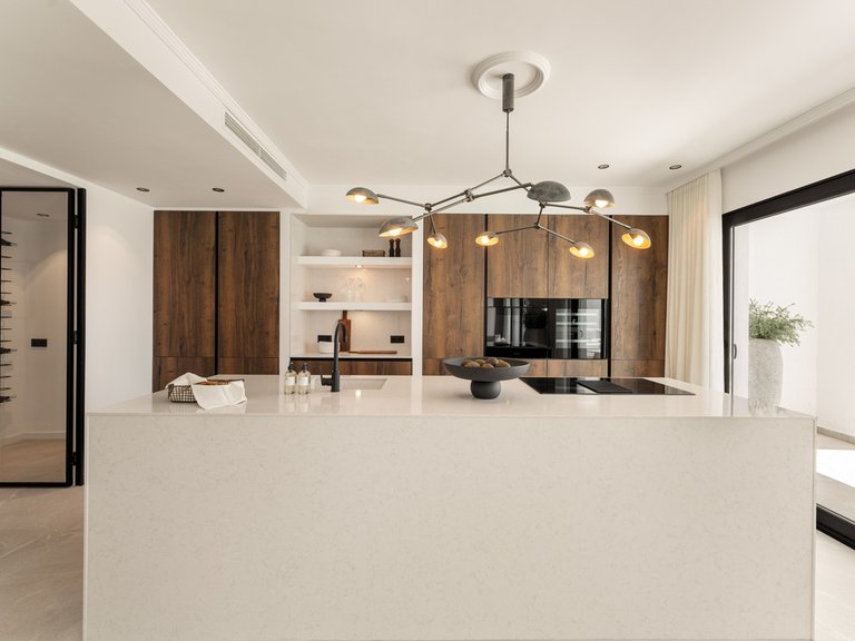 Apartment for Sale in Benahavís, Malaga 5