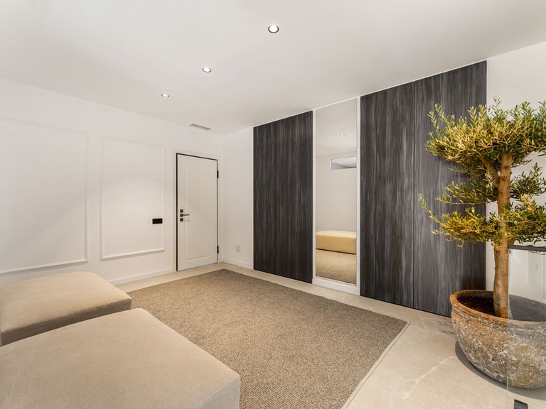 Apartment for Sale in Benahavís, Malaga 9