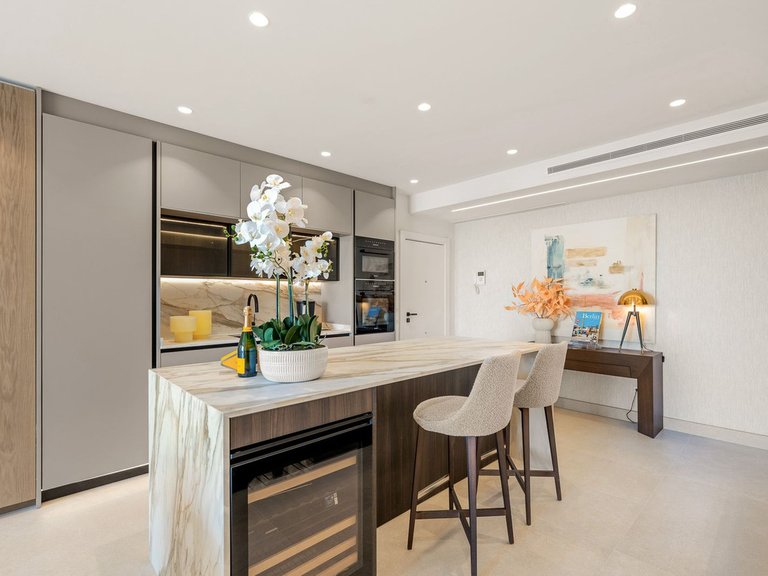 Apartment for  in Estepona, Malaga 13