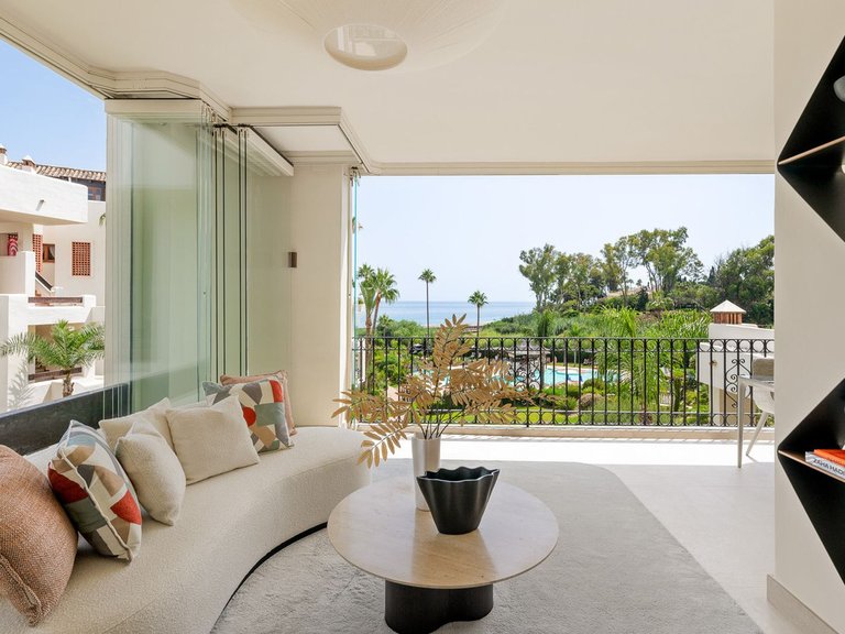 Apartment for  in Estepona, Malaga 4