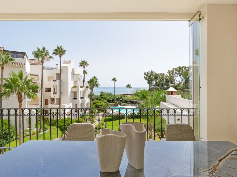 Apartment for  in Estepona, Malaga 6