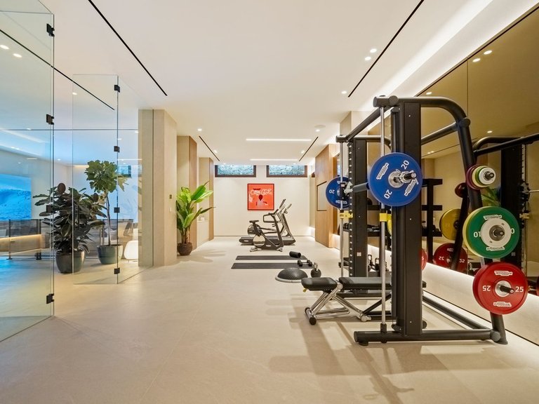 Villa for Sale in Marbella, Malaga 34