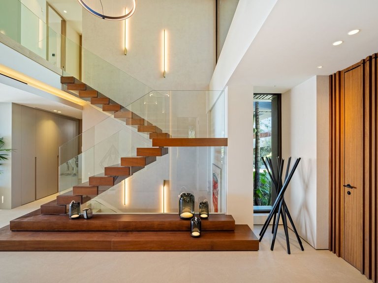 Villa for Sale in Marbella, Malaga 6