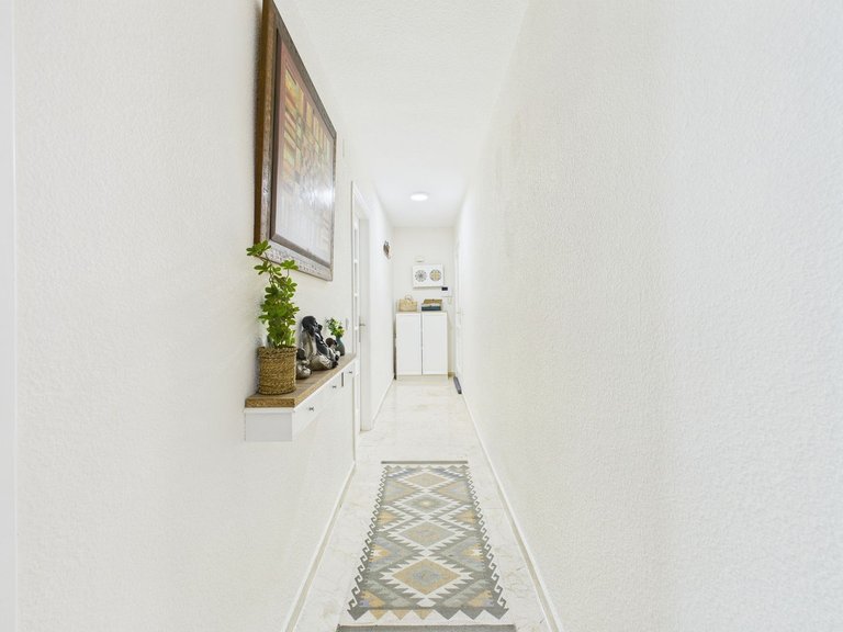 Apartment for  in Estepona, Malaga 4