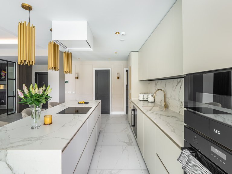 Apartment for Sale in Costa del Sol Benalmadena, Malaga 10