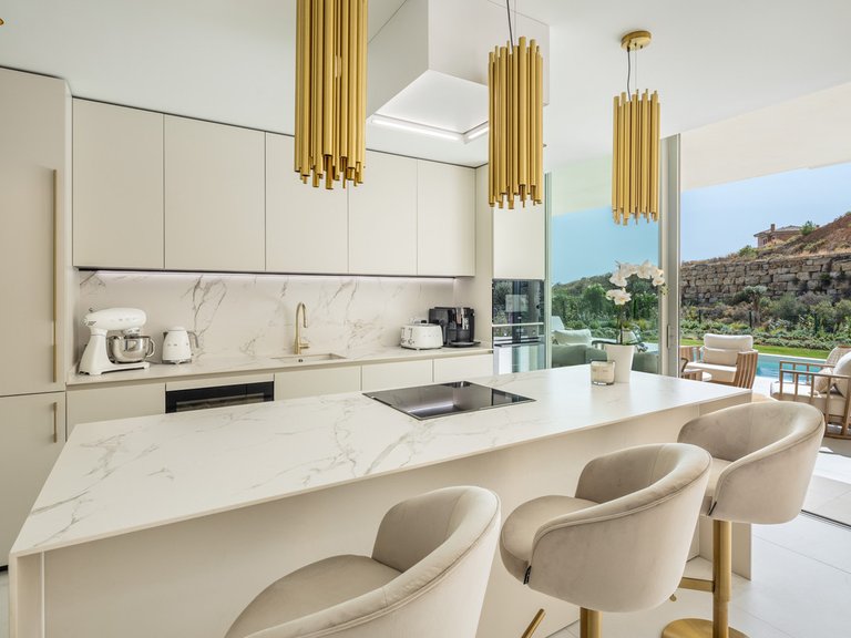 Apartment for Sale in Costa del Sol Benalmadena, Malaga 9