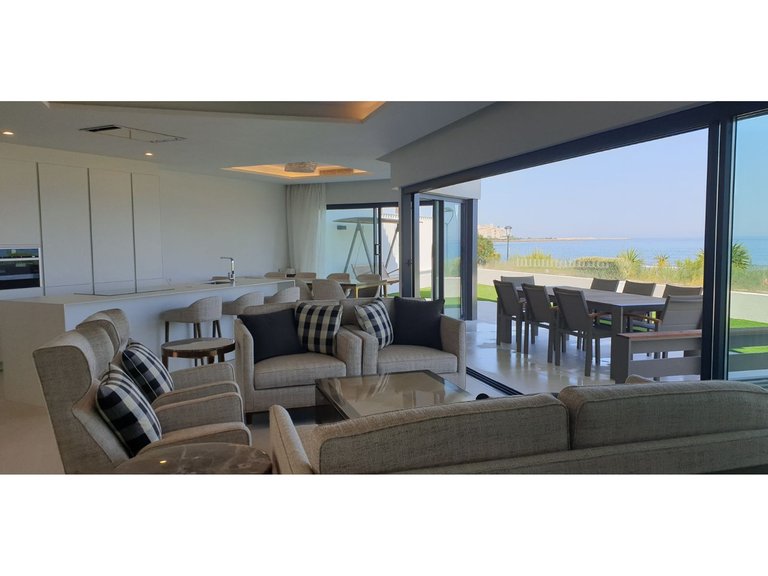Villa for  in Estepona, Malaga 8