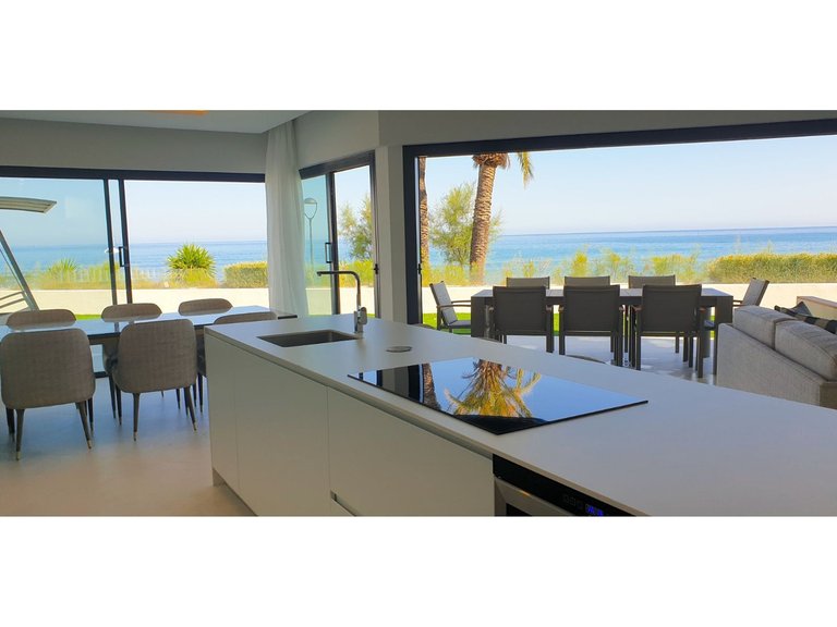 Villa for  in Estepona, Malaga 9