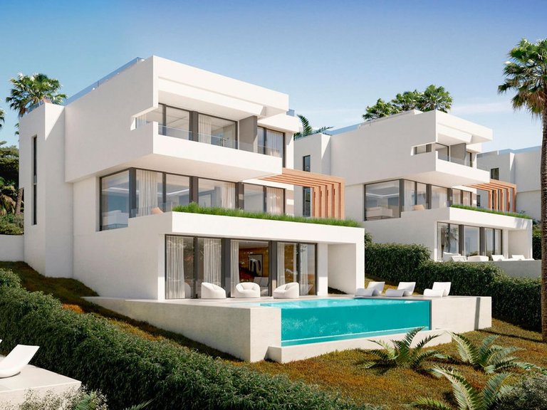 Villa for Sale in Costa del Sol La Cala Golf, Malaga 1