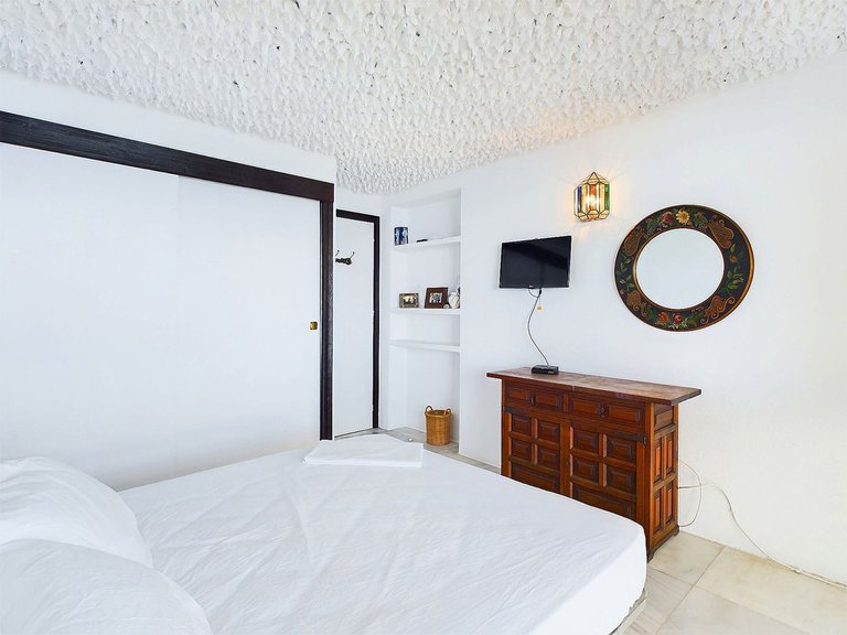 Apartment for Sale in Estepona, Malaga 31