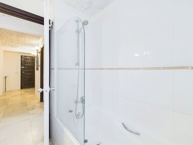 Apartment for Sale in Estepona, Malaga 33