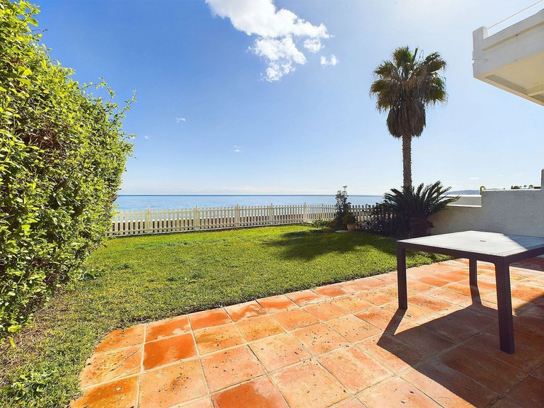 Apartment for Sale in Estepona, Malaga 40