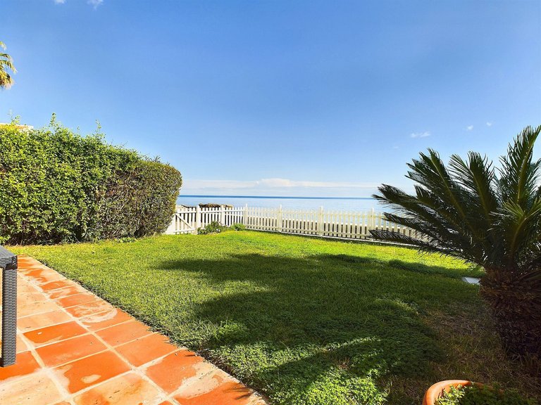 Apartment for Sale in Estepona, Malaga 41