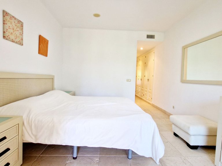 Apartment for Rent in Estepona, Malaga 17